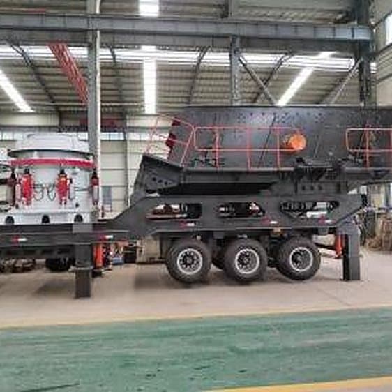 Mobile cone crushing plant