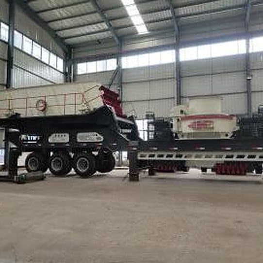 Mobile sand-making plant
