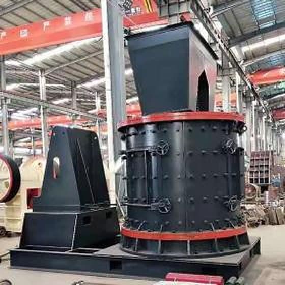 Vertical compound sand-making machine