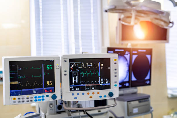 Medical monitoring equipment with vital signs displays